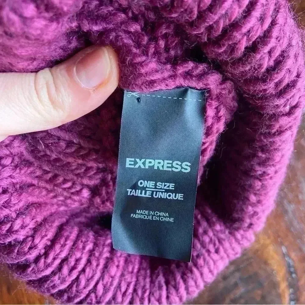 Express womans Pom Pom cable knit beanie hat winter